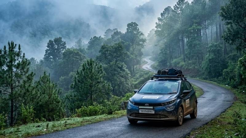 Best tourist places to visit in Odisha by self drive car rental